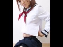 Travesti japonés con uniforme de colegialas marineras① -VIDEO COMPLETO EN ONLYFANS-