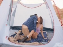 Trans Angels - Jade Venus va de campamento con su amigo Mason y terminan teniendo sexo todo el día