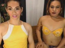 Exótica travesti dúo juega polla y culo