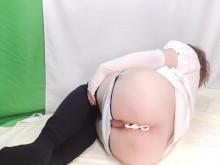 Femboy Crossdresser gime en voz alta con masaje de próstata usando aneros