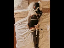 Nuevo CD intenta auto bondage