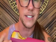 Revisión de juguetes trans masculinos para queers viajeros