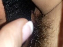 El compañero de trabajo chupa mi polla hasta que me corro