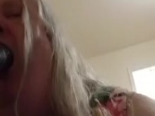 BBW trans dama degradada por máquina de follar garganta profunda