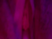 Jugando conmigo mismo antes y después de recibir un creampie y luego montando mi consolador.