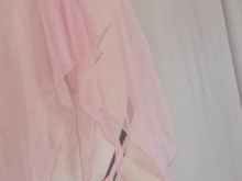 La princesa de la almohada Femboy muestra su agujero