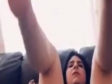 Chica trans en castidad se folla a sí misma