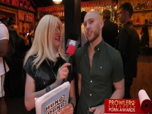 En la alfombra roja con Hung Young Brit en los London Prowler Awards 2019