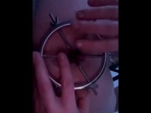 Dilatación anal. Pronto meteré mi puño en la puerta trasera