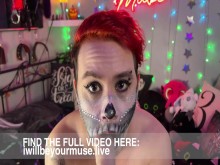 Esqueleto sexy chupa la polla