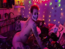 Sexy esqueleto botín temblando y masturbándose