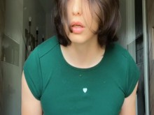 ¡Los gemidos mañaneros con mami trans terminan con semen por todos lados!