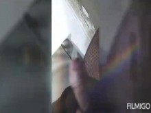 Puta travestis masturbándose