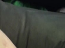 FTM TRANSGENDER se masturba con el porno y se corre/orgasma