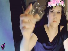 El sillón de masaje me hace correrme y me lo como - Jessica Bloom