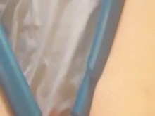 Bb boy ryan masturbándose con juguetes mientras hace ejercicio