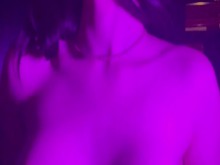 Unreal Sexy Trans Dick balanceándose en cámara lenta Ivory Mayhem