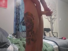 Ca$h Ap $firealien Trans Man se folla a sí mismo y hace anal mientras sus compañeros de cuarto están en casa