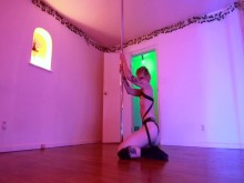 mariquita femboy pole dance strip tease - ftm